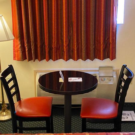 Country Hearth Inn-Union City Szoba fotó